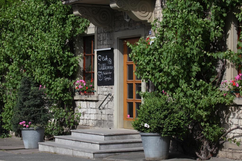 Landgasthof Zur Bruecke Hotel Wiesentheid Bagian luar foto